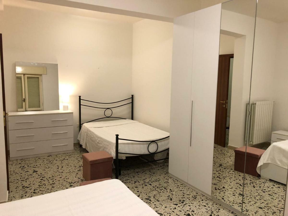 Terni In Centro Exterior foto